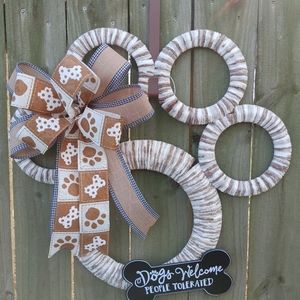 Dog paw door decor